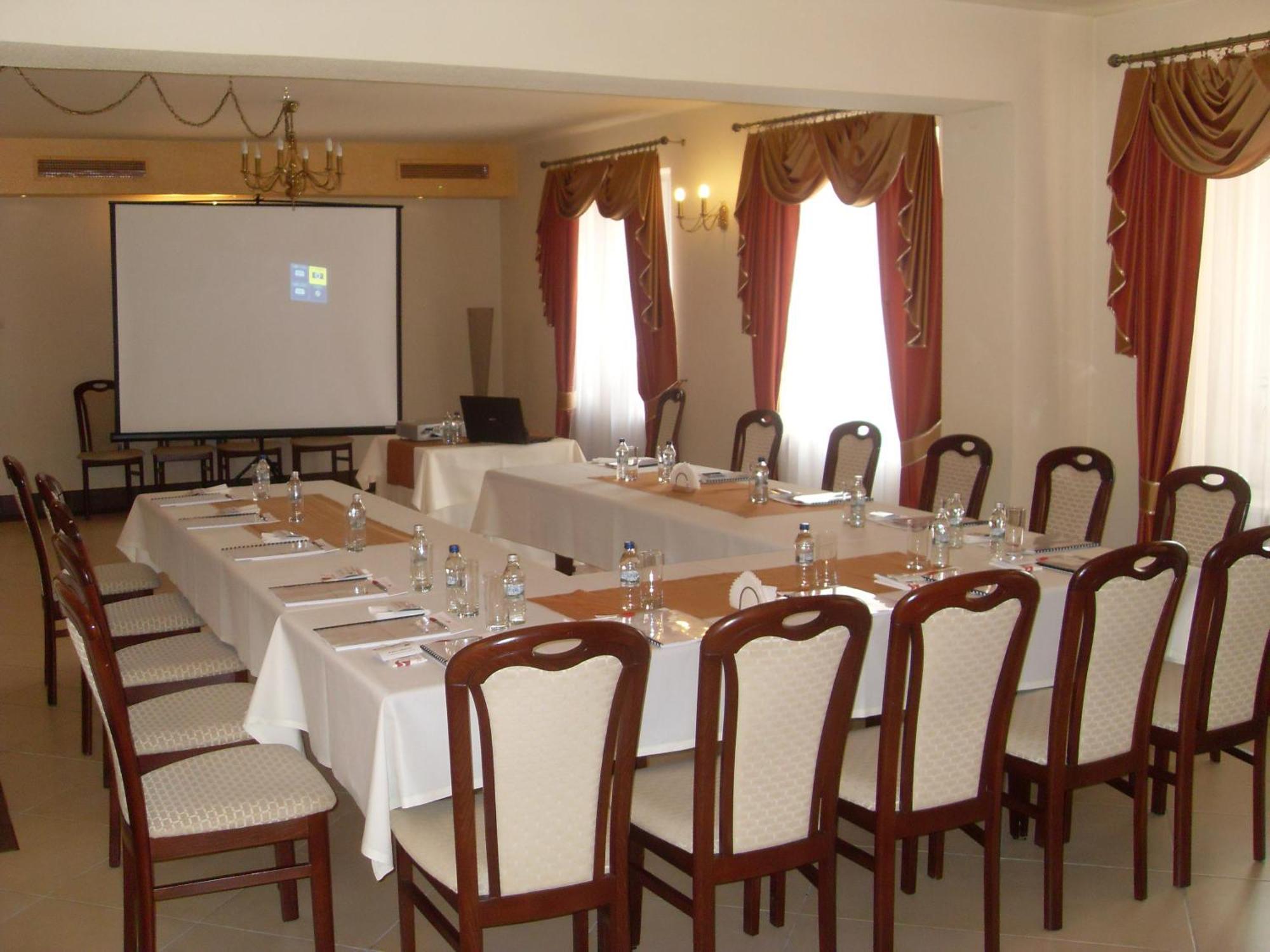 Rota Hotel Biala Podlaska Exterior photo