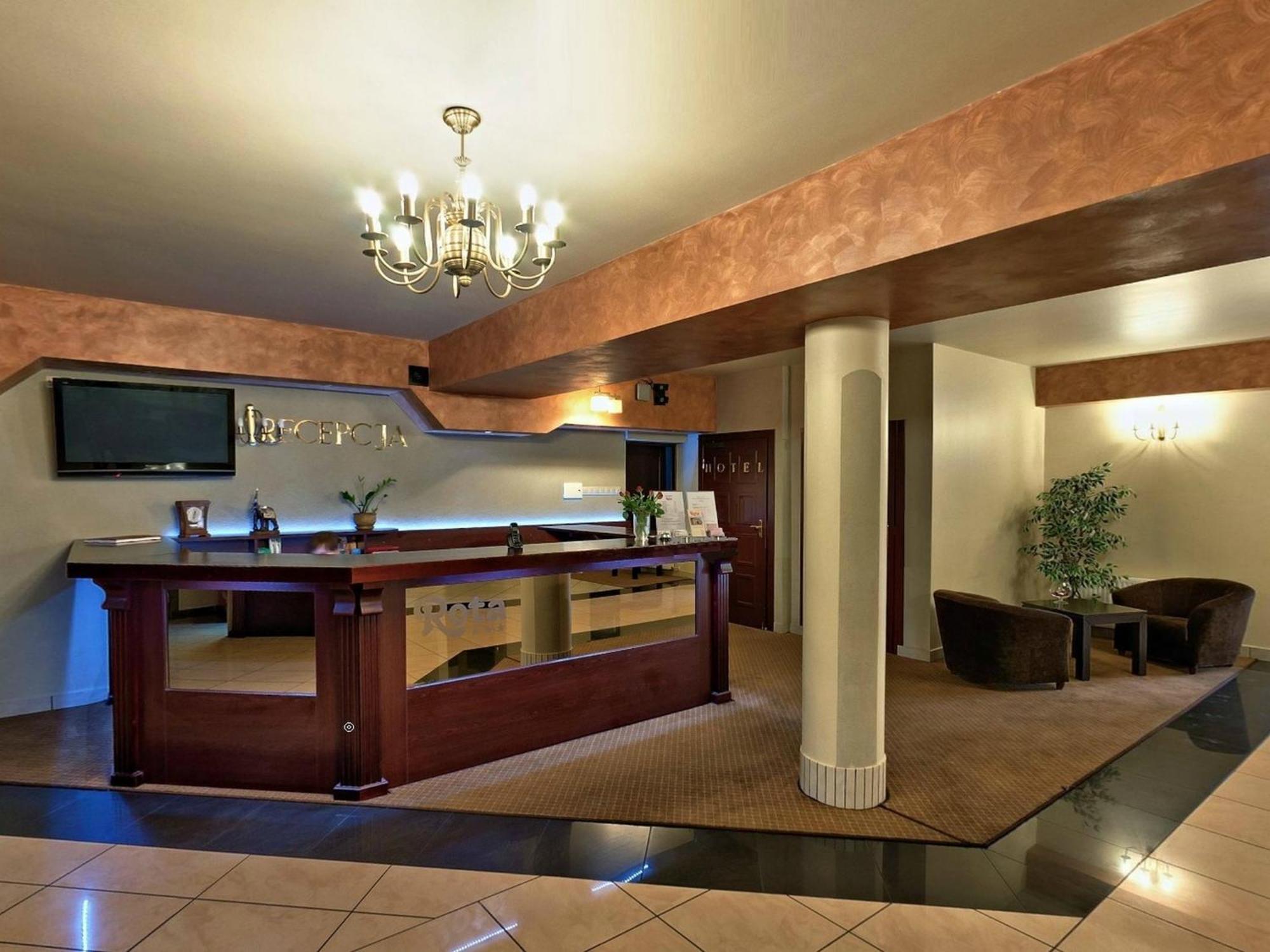 Rota Hotel Biala Podlaska Exterior photo