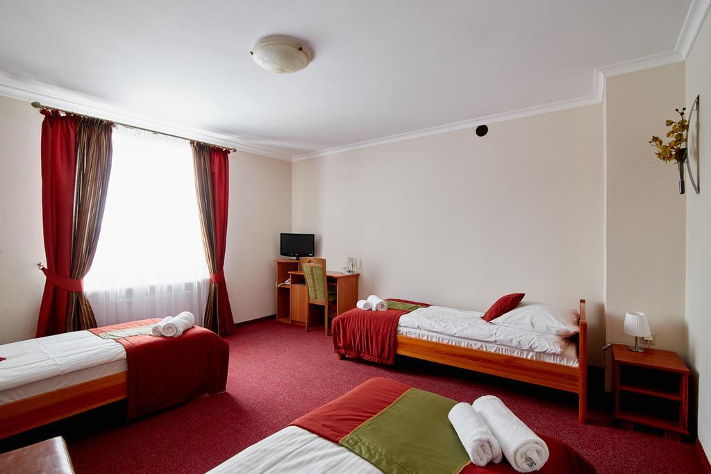 Rota Hotel Biala Podlaska Exterior photo