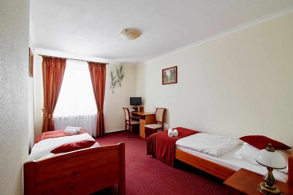 Rota Hotel Biala Podlaska Exterior photo